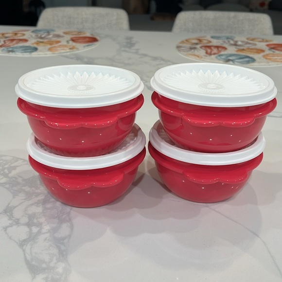 Tupperware small containers - Picture 10 of 12